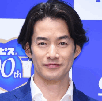 竹野内豊　結婚しない理由　倉科カナ　交際　NHK　あんぱん　独身　優柔不断　母親　サポート　同居　俳優　人気　フリーランス　プライベート
