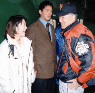長嶋茂雄　死去　逝去　長嶋一茂　長男　息子　確執　不仲　疎遠　喪主　長嶋三奈　巨人　次女　妹　父　長嶋亜希子　オフィスエヌ　ナガシマ企画　商標登録　仕事　相続問題　脳梗塞
