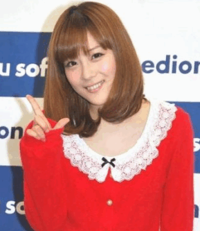 重盛さと美　かわいい　顔変わった　顔痩せ　整形　整形疑惑　韓国テイスト　メイク　シェイプアップ　めちゃイケ　レギュラー　ギャル　画像比較　眉　鼻　唇　頬　輪郭　涙袋　プロデューサー　奇跡の30代　大人　歯列矯正　フェイスライン