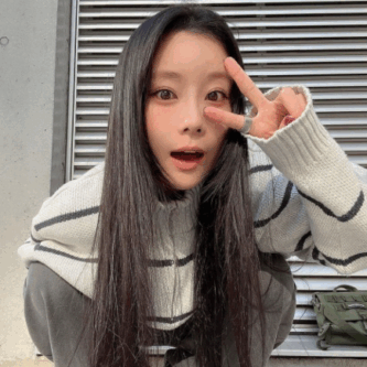 重盛さと美　かわいい　顔変わった　顔痩せ　整形　整形疑惑　韓国テイスト　メイク　シェイプアップ　めちゃイケ　レギュラー　ギャル　画像比較　眉　鼻　唇　頬　輪郭　涙袋　プロデューサー　奇跡の30代　大人　歯列矯正　フェイスライン