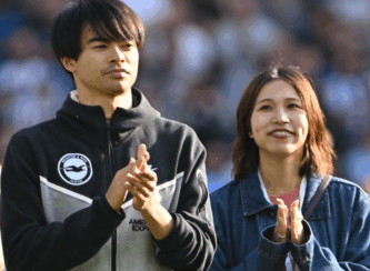 三笘薫 剣持クリア 結婚 結婚式 馴れ初め 交際 筑波大学 体育学群 同級生 1997年生まれ 山梨学院 山梨学院大附 サッカー 陸上 三段跳び アスリート ブライトン イギリス イングランド イギリス生活 プロフィール プロポーズ 子供