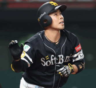 近藤健介　結婚　嫁　妻　髙橋真央　高橋真央　一般女性　札幌市在住　日本ハム　日ハム　ファイターズガール　馴れ初め　子供　長女　双子　次女　三女　横浜高校　タイトル獲得　首位打者　ホームラン王　最高出塁率　結婚後の活躍　アゲマン