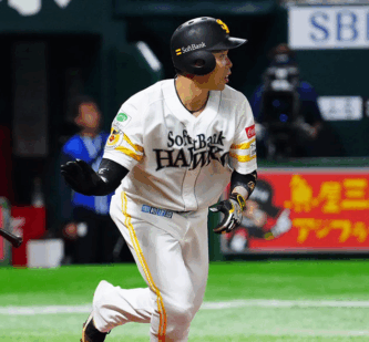 近藤健介　結婚　嫁　妻　髙橋真央　高橋真央　一般女性　札幌市在住　日本ハム　日ハム　ファイターズガール　馴れ初め　子供　長女　双子　次女　三女　横浜高校　タイトル獲得　首位打者　ホームラン王　最高出塁率　結婚後の活躍　アゲマン