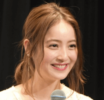 佐々木希　渡部建　離婚しない　離婚しない理由　トイレ不倫　多目的トイレ　不倫　不倫相手　遊び相手　子供　結婚生活　幸せ　地上波復帰　仕事