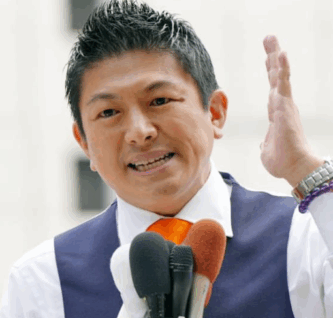 神谷宗幣　参政党　代表　嫁　妻　奥村ふみ　馴れ初め　子供　3児　3人の子供　パパ　父親　少子化対策　参院選　参議院選挙　大躍進　街頭演説
