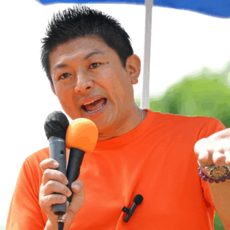 神谷宗幣　参政党　代表　嫁　妻　奥村ふみ　馴れ初め　子供　3児　3人の子供　パパ　父親　少子化対策　参院選　参議院選挙　大躍進　街頭演説