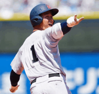 奥村頼人　横浜高校　イケメン　笑顔　インタビュー　知的　クール　エース　4番　ホームラン　二刀流　渡辺元智　松坂大輔　春夏連覇　センバツ優勝　父　奥村倫成