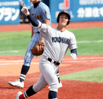 奥村頼人　横浜高校　イケメン　笑顔　インタビュー　知的　クール　エース　4番　ホームラン　二刀流　渡辺元智　松坂大輔　春夏連覇　センバツ優勝　父　奥村倫成