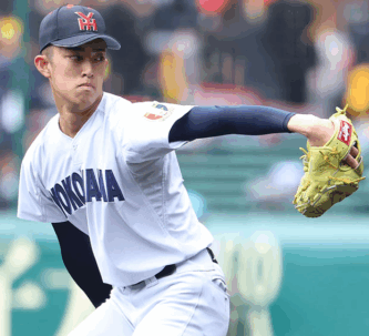 織田翔希　イケメン　横浜高校　春夏連覇　エース　先発　センバツ優勝　夏の甲子園　奥村頼人　阿部葉太　村田浩明　軟式野球　足立中学校　北九州　学ラン　制服　Tシャツ　三萩野バッティングセンター