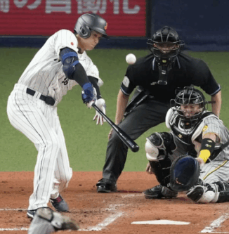 DH制導入 なせ セ・リーグ 高校野球 NPB 指名打者 メリット 投手 打者 野手 負担軽減 規定打席 首位打者 タイトル ホームラン 打点 与田剛 大野雄大 仙台育英 須江航 末包昇大 森下暢仁 坂本勇人 髙橋宏斗 高橋宏斗 近藤健介 大谷翔平 大谷ルール 柳裕也 藤浪晋太郎 大瀬良大地 中村剛也 万波中正