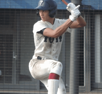泉口友汰　結婚　嫁　妻　馴れ初め　巨人　読売ジャイアンツ　一般女性　神奈川県出身　大阪桐蔭　青山学院大学　NTT西日本　即戦力　ショート　レギュラー　門脇誠　西谷浩一　坂本勇人　新人王　ドラフト