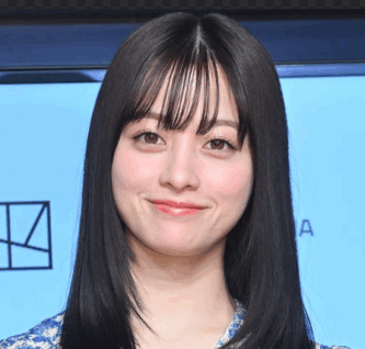橋本環奈 顔変わった 顔の変化 痩せた かわいい かわいさ ふっくら 雰囲気変わった 女優 おむすび 奇跡の1枚 年齢 色気 品格 垢抜け 大人 体型 引き締まった アゴ シュッとした 役作り 加齢