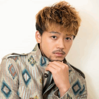 竹内涼真　禿げ　禿げてきた　禿げてる　禿げた　ハゲ　ハゲてきた　ハゲてる　ハゲた　俳優　髪型　毛量　髪が薄い　おでこ広い　生え際　ヘアスタイル　撮影現場　照明　イケメン　朝ドラ　ひよっこ　禿げ疑惑　ハゲ疑惑　連ドラ　主演　じゃあ、あんたが作ってみろよ