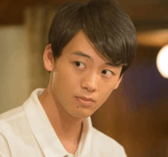 竹内涼真 禿げ 禿げてきた 禿げてる 禿げた ハゲ ハゲてきた ハゲてる ハゲた 俳優 髪型 毛量 髪が薄い おでこ広い 生え際 ヘアスタイル 撮影現場 照明 イケメン 朝ドラ ひよっこ 禿げ疑惑 ハゲ疑惑 連ドラ 主演 じゃあ、あんたが作ってみろよ