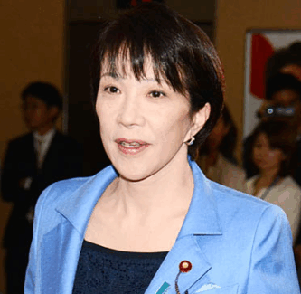 高市早苗　顔が怖い　顔の怖さ　自民党　総理大臣　石破茂　小泉進次郎　女性初の総理大臣　笑顔　ボコボコ顔　顔がボコボコ　目つきが怖い　ストレス　年齢　野心家　総裁選出馬