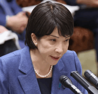 高市早苗　顔が怖い　顔の怖さ　自民党　総理大臣　石破茂　小泉進次郎　女性初の総理大臣　笑顔　ボコボコ顔　顔がボコボコ　目つきが怖い　ストレス　年齢　野心家　総裁選出馬