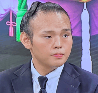 湊川親方　貴景勝　元大関　痩せすぎ　痩せた　顔変わった　顔が激変　顎　シェイプアップ　スリム　顔痩せ　心配　体型の変化　体重　50キロ減　激痩せ