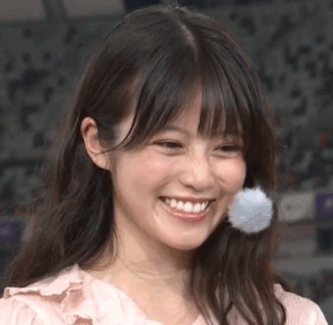 今田美桜　前髪　前髪あり　髪型　ヘアスタイル　髪型変わった　かわいい　あんぱん　のぶ　デビュー時　2013年　高校生　高校時代　目　目元　唇　メイク　色気　顔小さい　小顔　小顔効果　世界陸上　アンバサダー