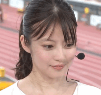 今田美桜　前髪　前髪あり　髪型　ヘアスタイル　髪型変わった　かわいい　あんぱん　のぶ　デビュー時　2013年　高校生　高校時代　目　目元　唇　メイク　色気　顔小さい　小顔　小顔効果　世界陸上　アンバサダー