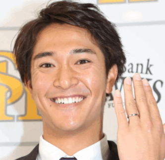 柳町達 嫁 奥さん 妻 結婚 馴れ初め 出会い 大学野球 慶応 神宮球場 オープン戦 ソフトバンク プロ野球 似顔絵 顔 目 鼻 一般女性 大学時代 交際 東京都出身 同い年 第一子 長男