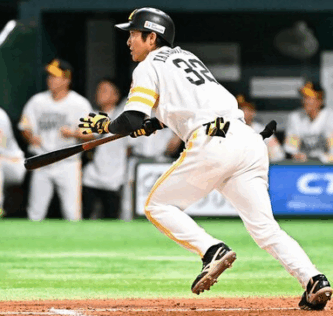 柳町達 嫁 奥さん 妻 結婚 馴れ初め 出会い 大学野球 慶応 神宮球場 オープン戦 ソフトバンク プロ野球 似顔絵 顔 目 鼻 一般女性 大学時代 交際 東京都出身 同い年 第一子 長男