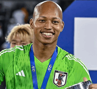 小久保玲央ブライアン　髪の毛　髪　髪型　円形脱毛症　病気　スキンヘッド　清潔感　サッカー　日本代表　シントトロイデン　柏レイソル　ゴールキーパー　GK　守護神　ワールドカップ　キリンチャレンジカップ　スタメン　森保一　憧れの選手　テア・シュテーゲン　大久保嘉人　フランサ　父親　お父さん　ヘアスタイル　いつから　坊主　柏レイソルU-15　中学生　中学生年代　ジュニアユース