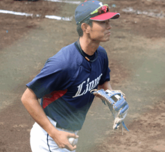 今井達也　髪　髪型　長髪　ロン毛　高橋光成　髙橋光成　西武　エース　3年連続　二桁勝利　作新学院　甲子園　優勝　2016年　ドラフト1位　メジャー　移籍　メジャーリーグ　メジャーリーガー　チームロン毛　色気　画像比較