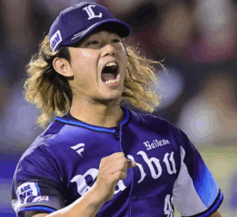 今井達也　髪　髪型　長髪　ロン毛　高橋光成　髙橋光成　西武　エース　3年連続　二桁勝利　作新学院　甲子園　優勝　2016年　ドラフト1位　メジャー　移籍　メジャーリーグ　メジャーリーガー　チームロン毛　色気　画像比較