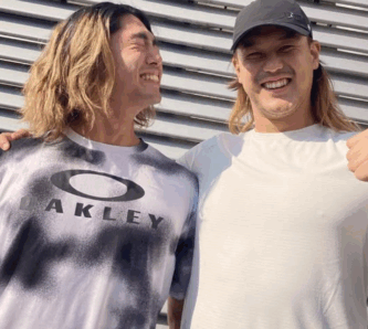 今井達也　髪　髪型　長髪　ロン毛　高橋光成　髙橋光成　西武　エース　3年連続　二桁勝利　作新学院　甲子園　優勝　2016年　ドラフト1位　メジャー　移籍　メジャーリーグ　メジャーリーガー　チームロン毛　色気　画像比較