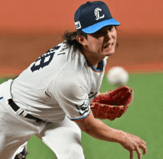 今井達也　髪　髪型　長髪　ロン毛　高橋光成　髙橋光成　西武　エース　3年連続　二桁勝利　作新学院　甲子園　優勝　2016年　ドラフト1位　メジャー　移籍　メジャーリーグ　メジャーリーガー　チームロン毛　色気　画像比較