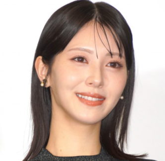 浜辺美波　顔の変化　顔変わった　整形　疑惑　顔痩せ　ダイエット　痩身　メイク　NHK　大河ドラマ　豊臣兄弟！　寧々　別人　見た目　成長　色気　大人　垢抜け　頬がこける　画像比較　国民的女優　紅白歌合戦　司会　ほどなく、お別れです　目黒蓮