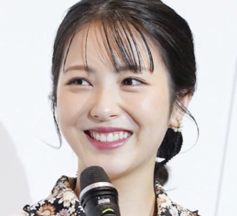 浜辺美波　顔の変化　顔変わった　整形　疑惑　顔痩せ　ダイエット　痩身　メイク　NHK　大河ドラマ　豊臣兄弟！　寧々　別人　見た目　成長　色気　大人　垢抜け　頬がこける　画像比較　国民的女優　紅白歌合戦　司会　ほどなく、お別れです　目黒蓮