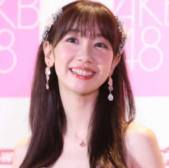 柏木由紀　すがちゃん最高NO.1　すがちゃん　スガちゃん　結婚　プロポーズ　交際　彼氏　彼女　慣れ初め　出会い　ワタナベエンターテインメント　事務所　食事会　バラエティ番組　共演　共通の友達　友人　知人　アイドル　AKB48　卒業　妊娠　出産　チャラ男　イケメン　モテ男　性格　人柄　タレント　ぱーてぃーちゃん　芸人