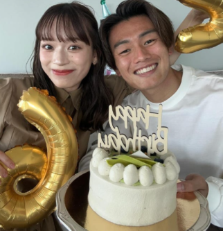 上田綺世 嫁 妻 奥さん 由布菜月 モデル YouTuber プロフィール 馴れ初め 出会い 友達の友達 食事会 きっかけ オランダ フェイエノールト 鹿島アントラーズ 鹿島学園 サッカー ワールドカップ カタール 東京オリンピック ゴール フォワード 夫 旦那 好きなところ 性格 ポジティブ 結婚 妊娠 ご懐妊 ベルギー アスリートフードマイスター 資格取得 子供