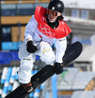 平野歩夢 スノーボード ハーフパイプ スケートボード 金メダル 銀メダル 3大会連続メダル 嫁 妻 奥さん 妊娠 馴れ初め 出会い 年上女性 一般女性 妊娠 第一子 子供 性格 結婚 新潟県 村上市