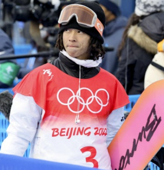 平野歩夢 スノーボード ハーフパイプ スケートボード 金メダル 銀メダル 3大会連続メダル 嫁 妻 奥さん 妊娠 馴れ初め 出会い 年上女性 一般女性 妊娠 第一子 子供 性格 結婚 新潟県 村上市