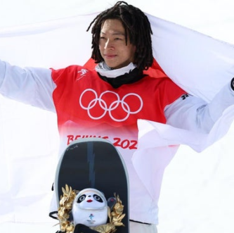 平野歩夢 スノーボード ハーフパイプ スケートボード 金メダル 銀メダル 3大会連続メダル 嫁 妻 奥さん 妊娠 馴れ初め 出会い 年上女性 一般女性 妊娠 第一子 子供 性格 結婚 新潟県 村上市