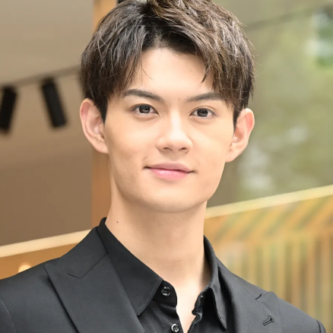 佐野勇斗　痩せた　顔痩せ　激痩せ　顔変わった　激変　ミルク　M!LK　ぐるナイ　ぐるぐるナインティ　日テレ　ゴチ　新メンバー　倉科カナ　イケメン　フェイスライン　大人の色気　ドラゴン桜　TOKYO MER　主演　垢抜け　顔立ち　テッパチ　NHK　連続テレビ小説　おむすび　頬肉　脂肪　目　口元　顎　シュッとした