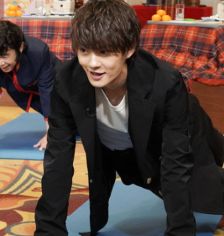 佐野勇斗　痩せた　顔痩せ　激痩せ　顔変わった　激変　ミルク　M!LK　ぐるナイ　ぐるぐるナインティ　日テレ　ゴチ　新メンバー　倉科カナ　イケメン　フェイスライン　大人の色気　ドラゴン桜　TOKYO MER　主演　垢抜け　顔立ち　テッパチ　NHK　連続テレビ小説　おむすび　頬肉　脂肪　目　口元　顎　シュッとした