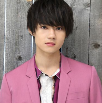 佐野勇斗　痩せた　顔痩せ　激痩せ　顔変わった　激変　ミルク　M!LK　ぐるナイ　ぐるぐるナインティ　日テレ　ゴチ　新メンバー　倉科カナ　イケメン　フェイスライン　大人の色気　ドラゴン桜　TOKYO MER　主演　垢抜け　顔立ち　テッパチ　NHK　連続テレビ小説　おむすび　頬肉　脂肪　目　口元　顎　シュッとした