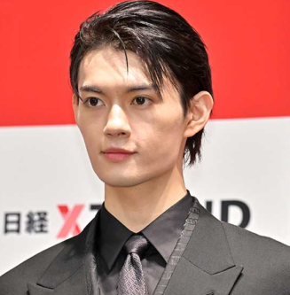 佐野勇斗　痩せた　顔痩せ　激痩せ　顔変わった　激変　ミルク　M!LK　ぐるナイ　ぐるぐるナインティ　日テレ　ゴチ　新メンバー　倉科カナ　イケメン　フェイスライン　大人の色気　ドラゴン桜　TOKYO MER　主演　垢抜け　顔立ち　テッパチ　NHK　連続テレビ小説　おむすび　頬肉　脂肪　目　口元　顎　シュッとした