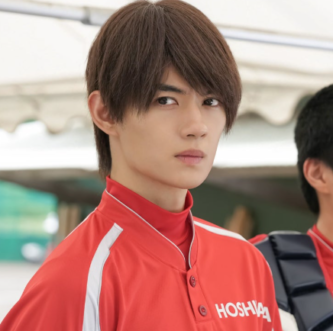 佐野勇斗　痩せた　顔痩せ　激痩せ　顔変わった　激変　ミルク　M!LK　ぐるナイ　ぐるぐるナインティ　日テレ　ゴチ　新メンバー　倉科カナ　イケメン　フェイスライン　大人の色気　ドラゴン桜　TOKYO MER　主演　垢抜け　顔立ち　テッパチ　NHK　連続テレビ小説　おむすび　頬肉　脂肪　目　口元　顎　シュッとした