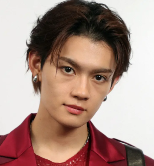 佐野勇斗　痩せた　顔痩せ　激痩せ　顔変わった　激変　ミルク　M!LK　ぐるナイ　ぐるぐるナインティ　日テレ　ゴチ　新メンバー　倉科カナ　イケメン　フェイスライン　大人の色気　ドラゴン桜　TOKYO MER　主演　垢抜け　顔立ち　テッパチ　NHK　連続テレビ小説　おむすび　頬肉　脂肪　目　口元　顎　シュッとした